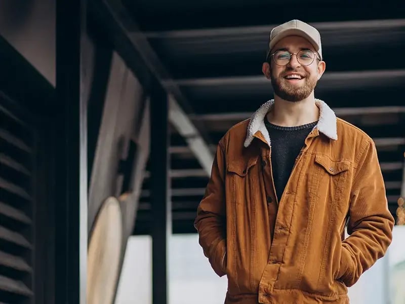 gazelle-happy-employee